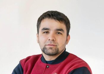 Сақал өсірген күрес бапкері терроризмге қатысы бар деген күдікке ілінді