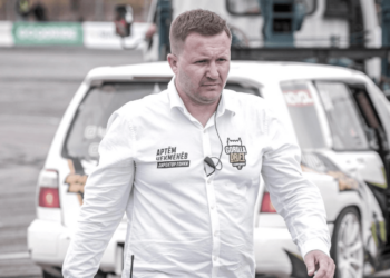 «Мен түсінетін тілде сөйле»: қазақстандық танымал автопилот қазақша сөйлеуден бас тартты