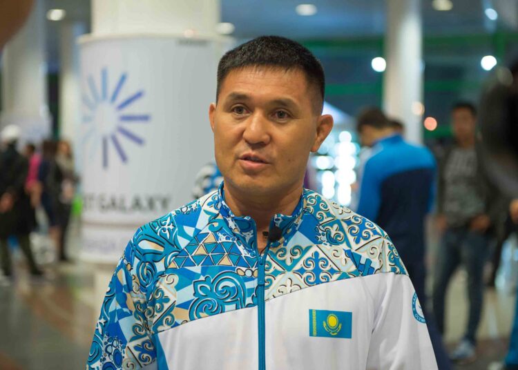 Мынау Мырзағали тактика ойлап таппаса, біздің боксшылар оңбай жеңіледі!