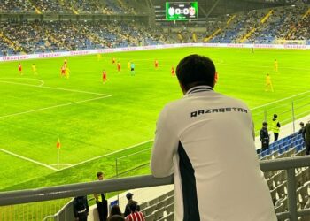 Бүйткен футболдарың құрсын…