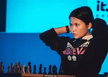 Бибісара Асаубаева 47 миллион теңге тігілген турнирда әлем чемпионын жеңді