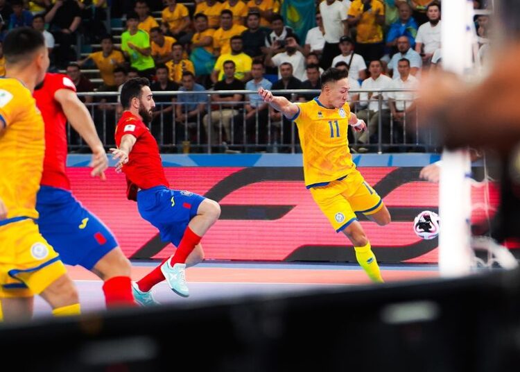 Футзал: Испаниямен тең түстік