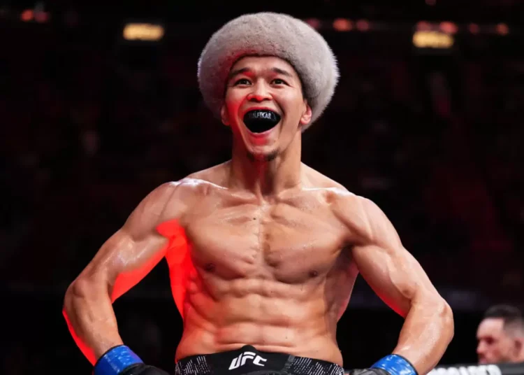 Асу Алмабаев UFC рейтингінде бірден 7-ші орынға көтерілді