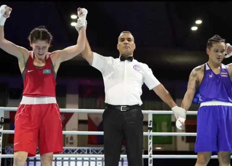 Аида Әбікеева тайлық боксшыны жеңіп, финалға шықты