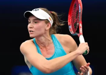 Рыбакина 16 жастағы теннисшіні жеңіп, екінші айналымға шықты