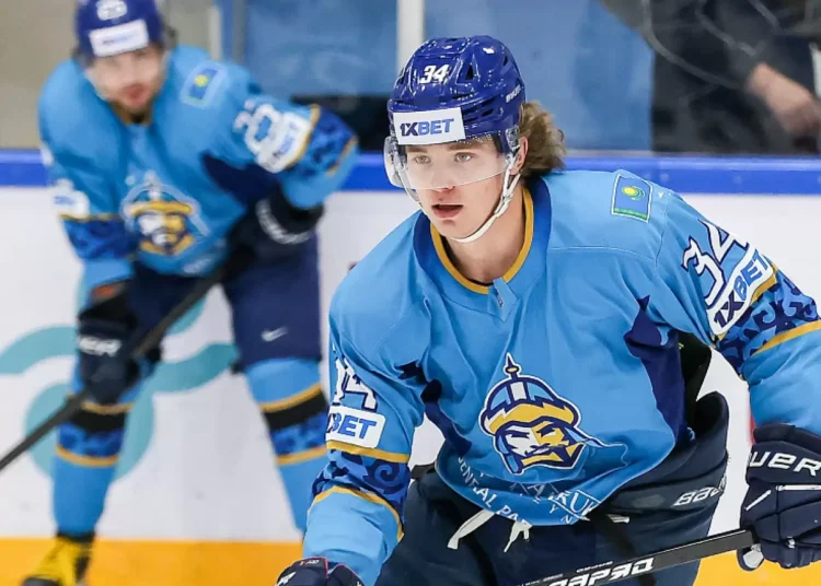 Қазақстан тағы бір ресейлік хоккейшіге азаматтық беріп, Азия ойындарына ала кетті