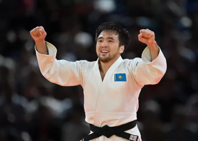 Лондонда жүрген Елдос Сметов ерекше жазба жариялады