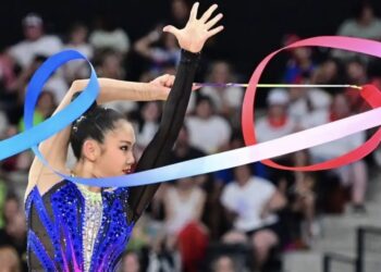 Көркем гимнастика шебері Елжана Таниева спорттық мансабын аяқтады