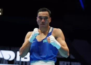Дулат Бекбауов Испаниядағы турнирде қырғыз боксшысынан жеңіліп қалды