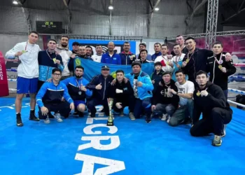 Қазақ боксшылары Сербиядағы турнирде 8 алтын алды