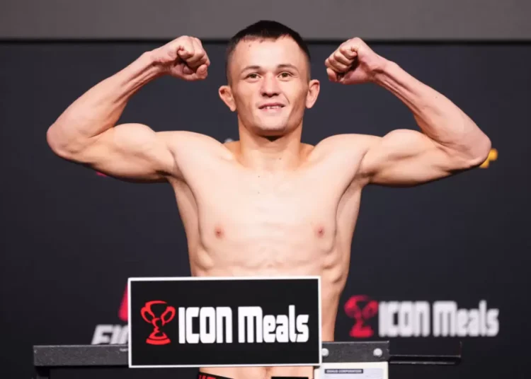 Бекзат Алмахан UFC-дегі екінші жекпе-жегін Макгрегордың командаласымен өткізеді