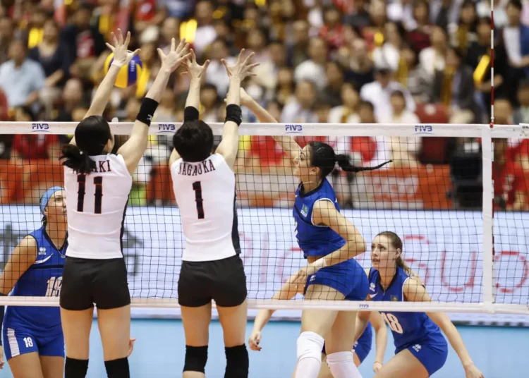 Қазақстанның волейболшылары 1 млн теңге жалақы сұрай бастады