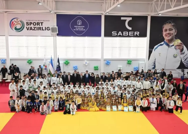 Өзбекстанда Диёра Келдиёроваға арналған спорт кешені ашылды