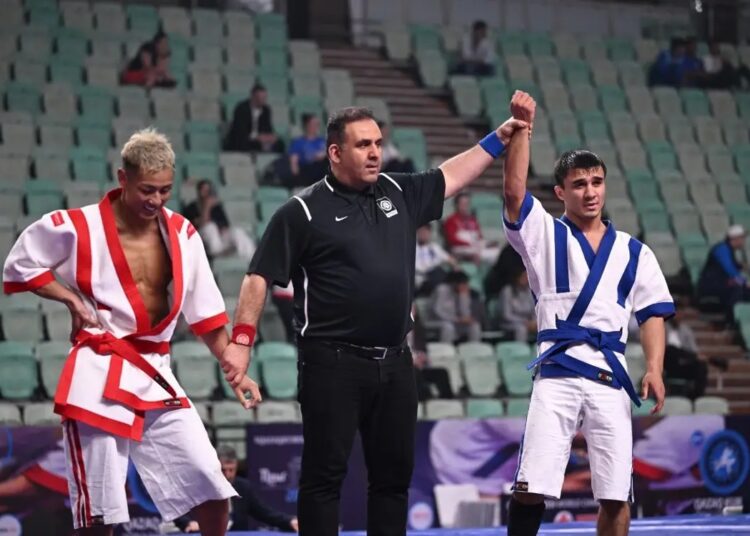 Делиде қазақ күресінен әлем біріншілігі басталды