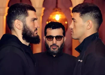 Бетербиев — Бивол айқасын Қазақстанда қайдан тамашалауға болады?