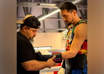 Екі қазақ боксшысы әлем чемпионатының ширек финалында қарсылас атанды