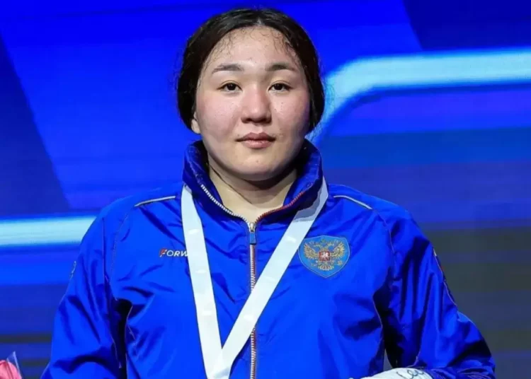 Омбы қазағы Салтанат Меденова бокстан әлем чемпионы атанды