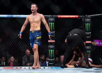 Шавкат Рахмонов уақытша әлем чемпионы титулына төбелесуі мүмкін