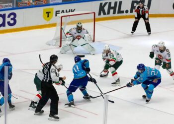 «Барыс» өз үйінде «Ак Барстан» оңбай жеңілді