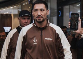 C. Мұсаханов: Жәнібек нокаутпен жеңеді