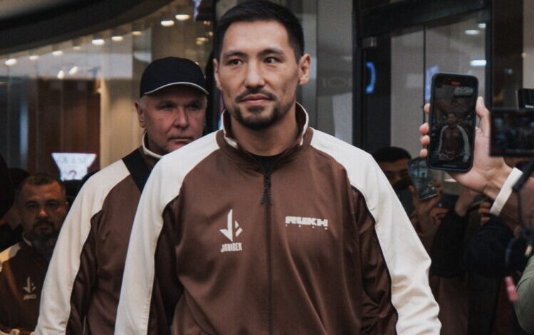 C. Мұсаханов: Жәнібек нокаутпен жеңеді