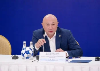 Оразбаев орнында қалсын! «Барыс» хоккейшілері Тоқаевқа үндеу жолдады