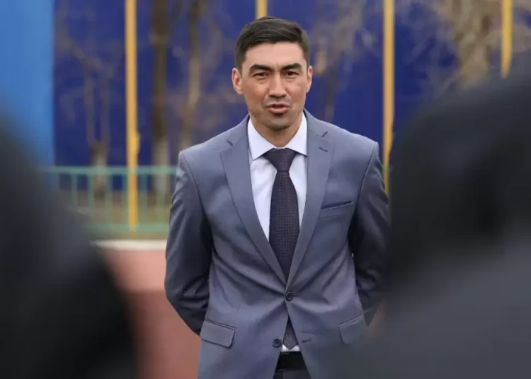 Әйгілі боксшы Амир Хан Астанада Мерей Ақшаловпен кездесті