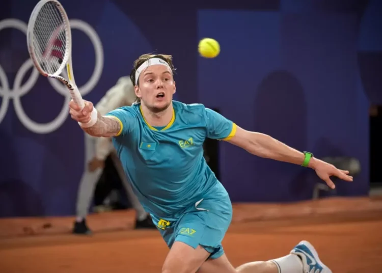 Букмекерлерден пара алып ұсталған экс-шенеунік Головкиннің орынбасары болды