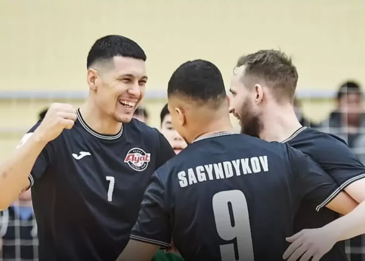 «Атырау» құрамына үш дүркін ел чемпионы қосылды