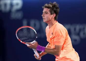 Александр Шевченко Ролан Гаррос турниріне іріктеу бәсекесін сәтті бастады