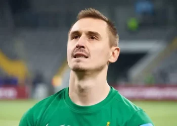 Қақпашы Стас Покатилов Әзербайжаннан кетіп, ҚПЛ-ға оралмақ