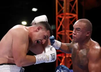 Балауса Мұздыман қарсыласын нокаутпен жеңді