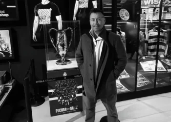 УЕФА «Барселонаға» 15 млн еуро айыппұл салды