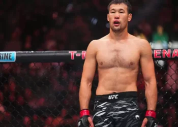 Канело әлемдегі үздік үш боксшыны атады