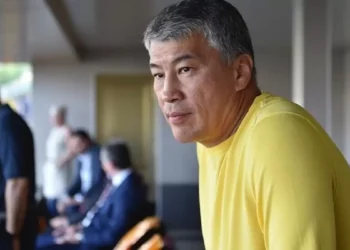 «Челси» аңызы 22 жылдан кейін жарымен ажырасты