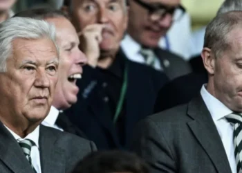 “Селтик” жанкүйерлері басшылықтың қызметінен кетуін талап етті