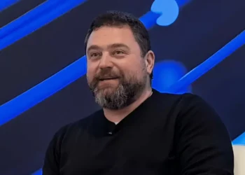 Жәнібек Әлімханұлы сүйінші жаңалығын жариялады