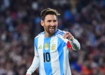 Ризабек Айтмұхан әлем чемпионатындағы алғашқы белдесуінде сүрінді