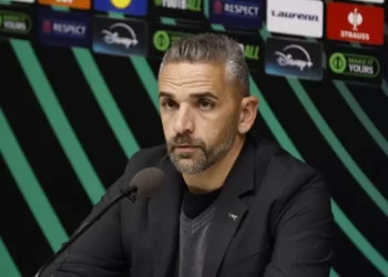 Танымал балуан әлем чемпионатында төрт тісінен айырылды