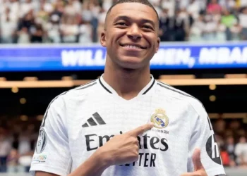 «37 млн теңге». Мбаппенің Қазақстанға келген образының құны белгілі болды