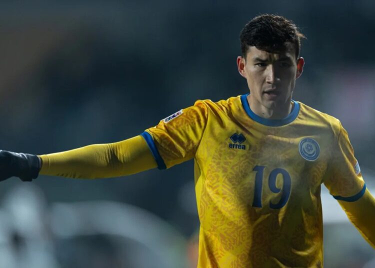 Футболдан Қазақстан құрамасы дайындығын толық құрамда бастады