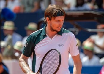 Футболдан Қазақстан құрамасы дайындығын толық құрамда бастады