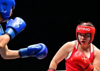 Махмұд Сабырхан Ливерпульдегі әлем чемпионатын жеңіспен бастады