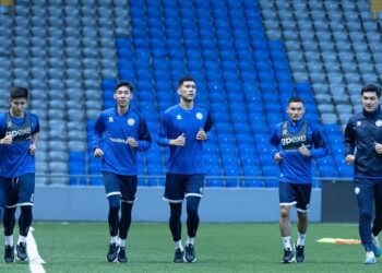 Футболдан Қазақстан құрамасы дайындығын толық құрамда бастады