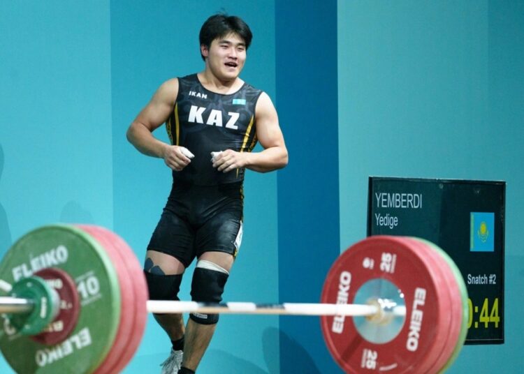 Едіге Емберді ауыр атлетикадан Ислам ынтымақтастығы ойындарында үш медаль алды