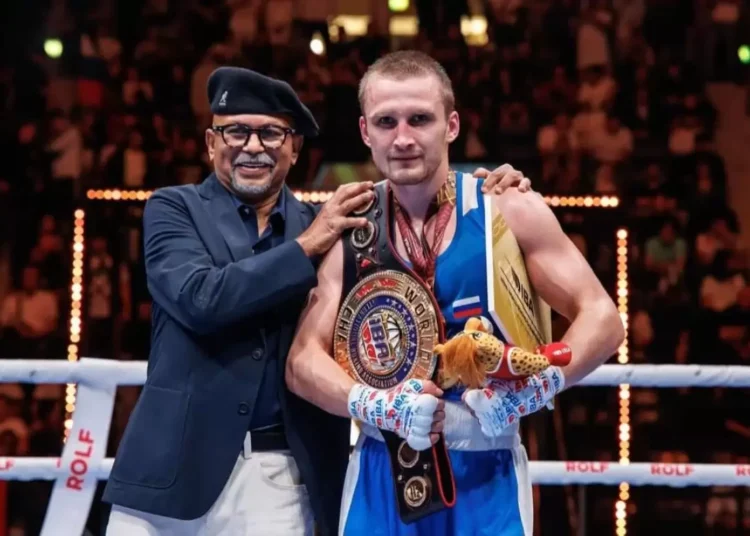 «Қаншама ақша “жуылып” жатыр». Ресейде бокстан ӘЧ турнирі қатаң сынға ұшырады