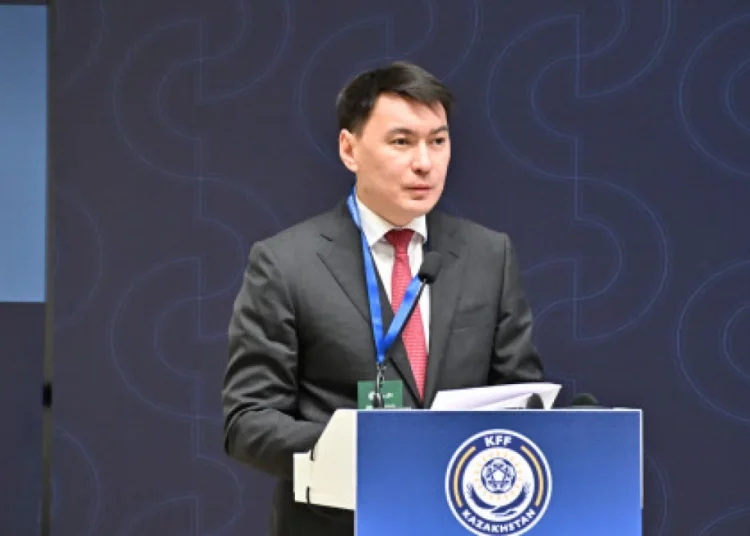 Қазақстандық футболшы шетелдік клубтардың ұсынысынан бас тартты