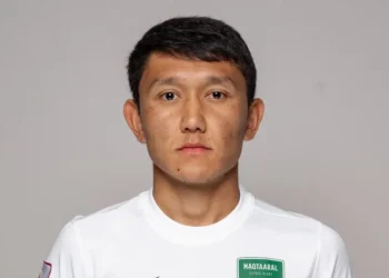 Қазақстандық футболшы шетелдік клубтардың ұсынысынан бас тартты