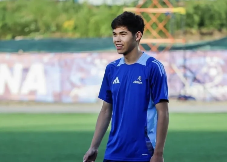 Жас қазақ шабуылшысы Беларусь чемпионатына барам дейді