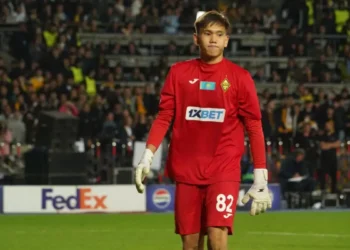 Қалмырза «Қайратта» қалатын болды